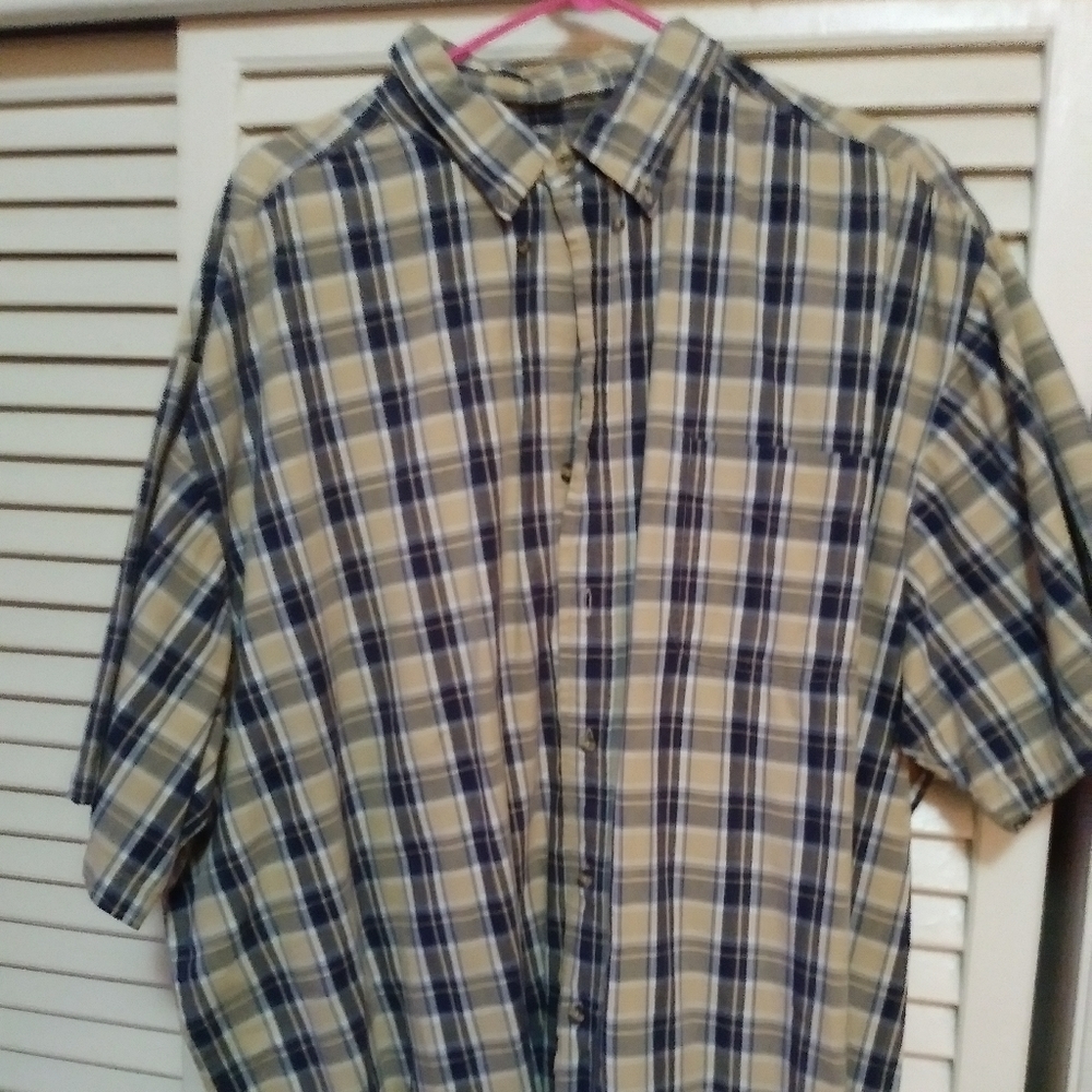 Mens plaid shirt